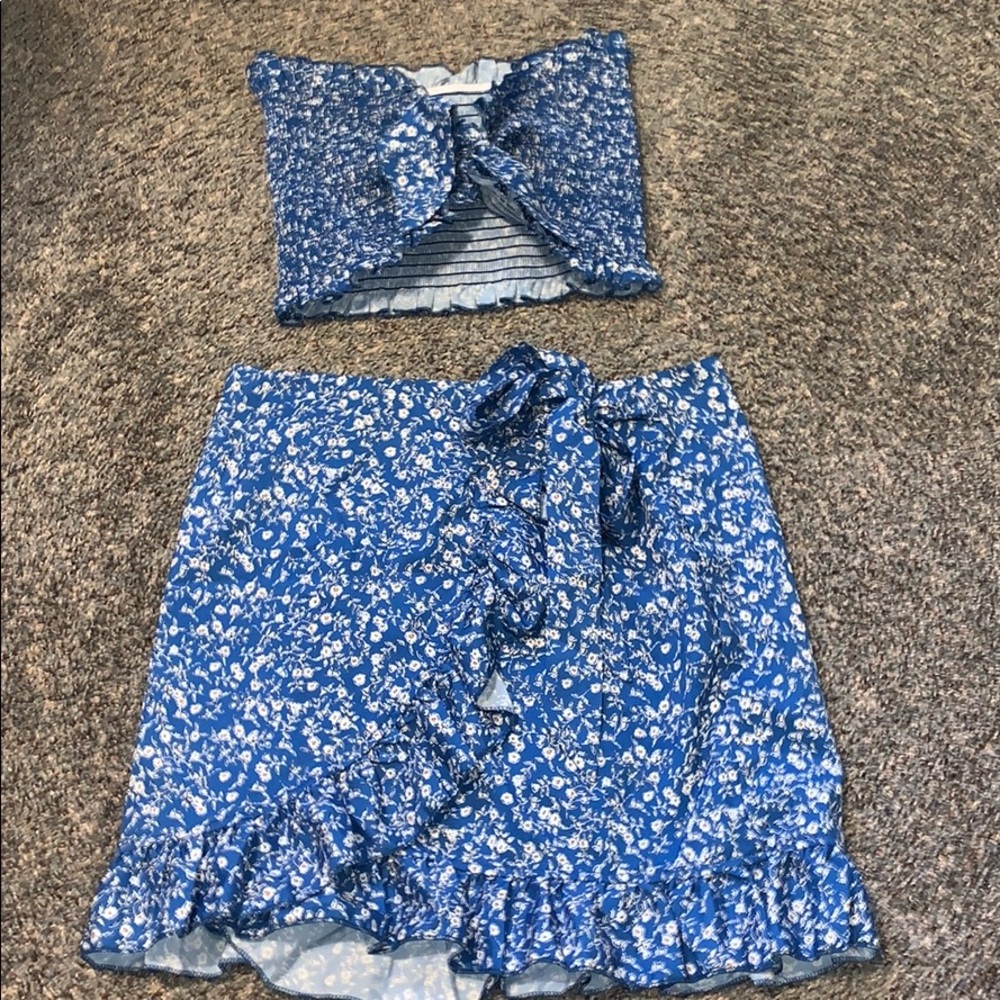 Two piece set